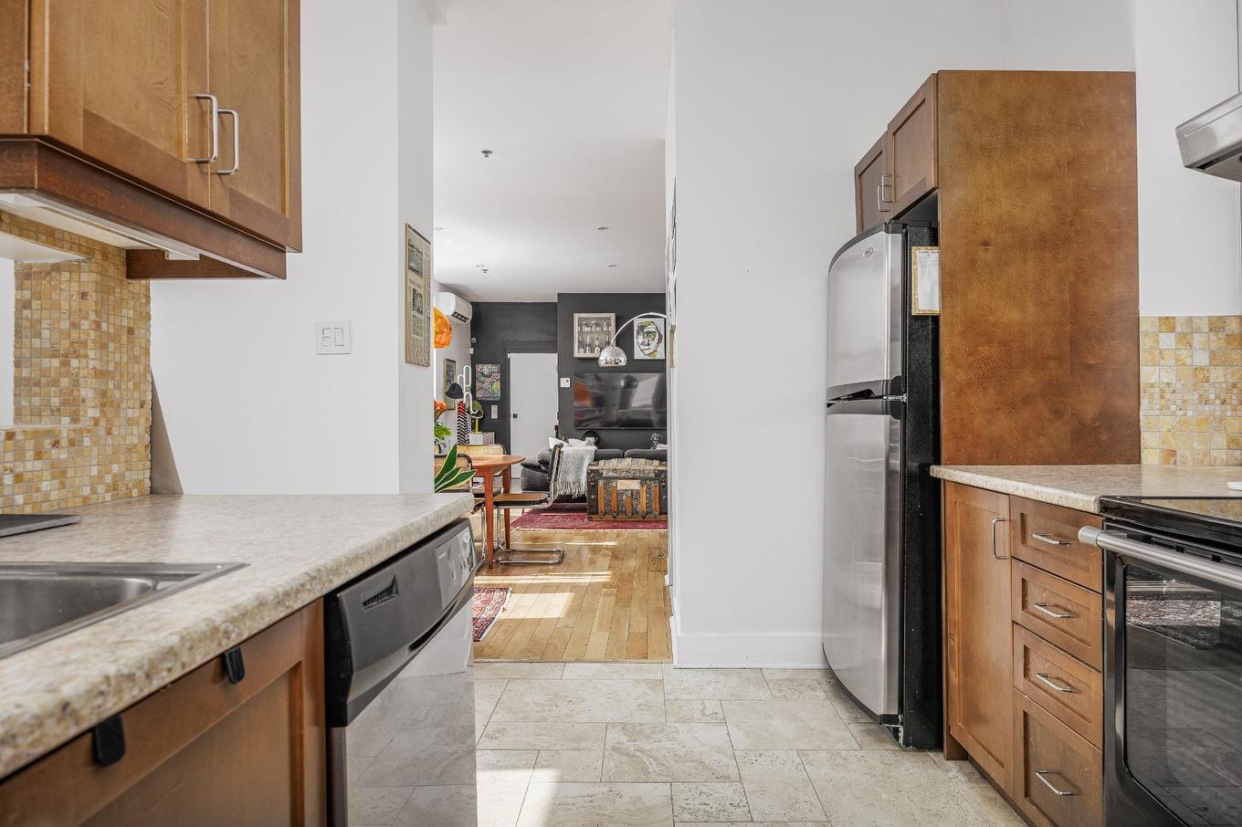 Vue d'ensemble - Ph-795 1Re Avenue, Montréal (Lachine), QC - Indoor Photo Showing Kitchen