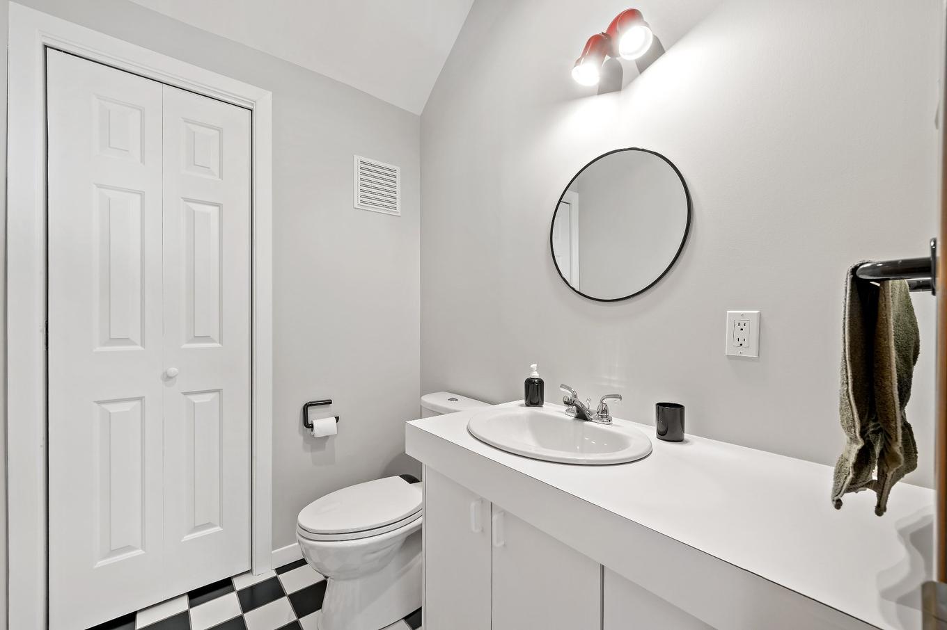 Salle d'eau - 365 Ch. De La Digue, Mont-Tremblant, QC - Indoor Photo Showing Bathroom