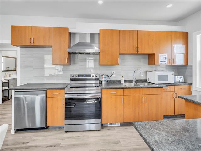 573 Arlington St, Winnipeg, MB