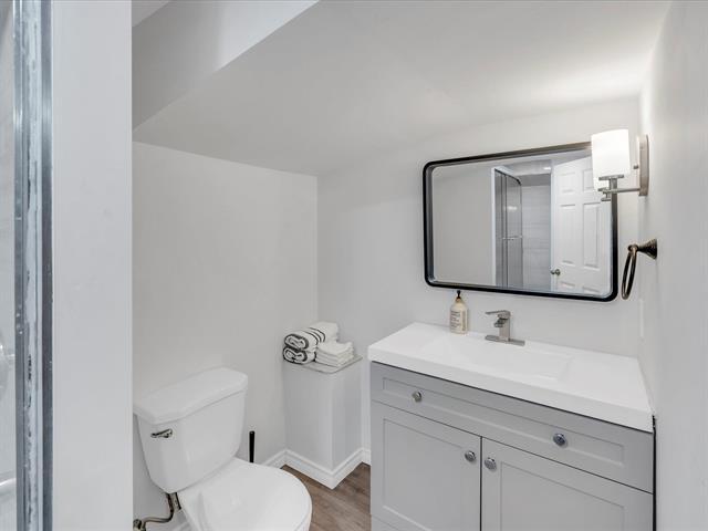 573 Arlington St, Winnipeg, MB