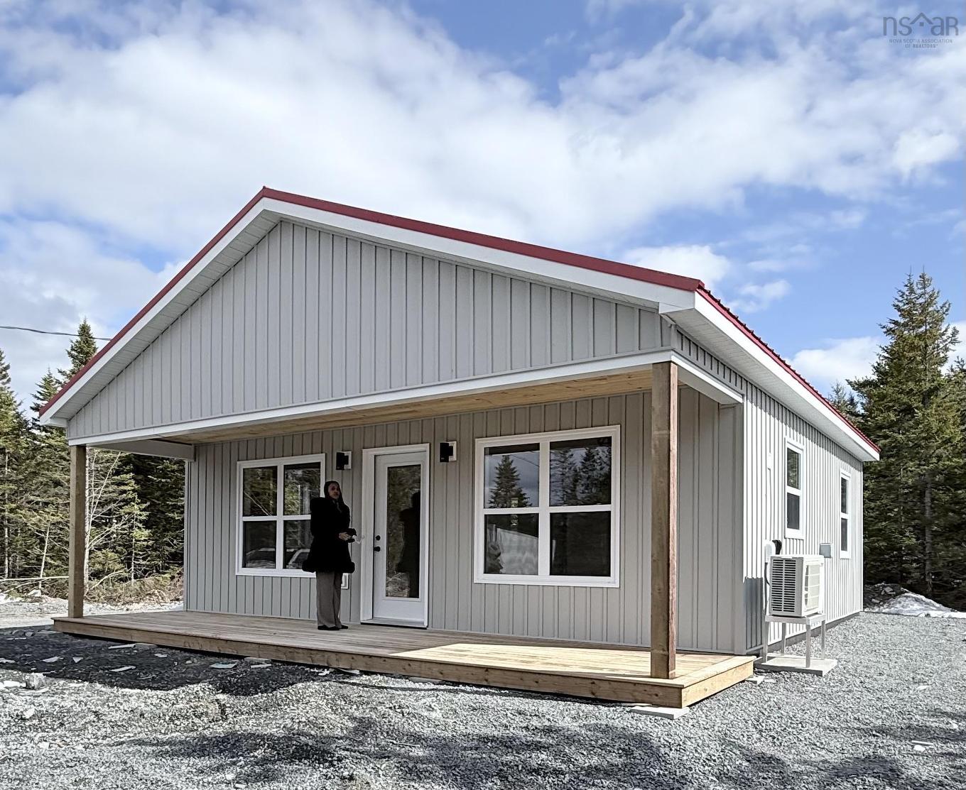 272 Explorer Loop, East Uniacke, NS