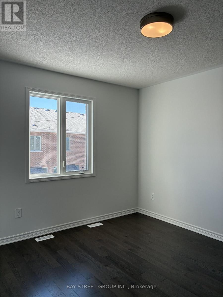 9 Moss Drive E, Markham, ON - Indoor Photo Showing Other Room
