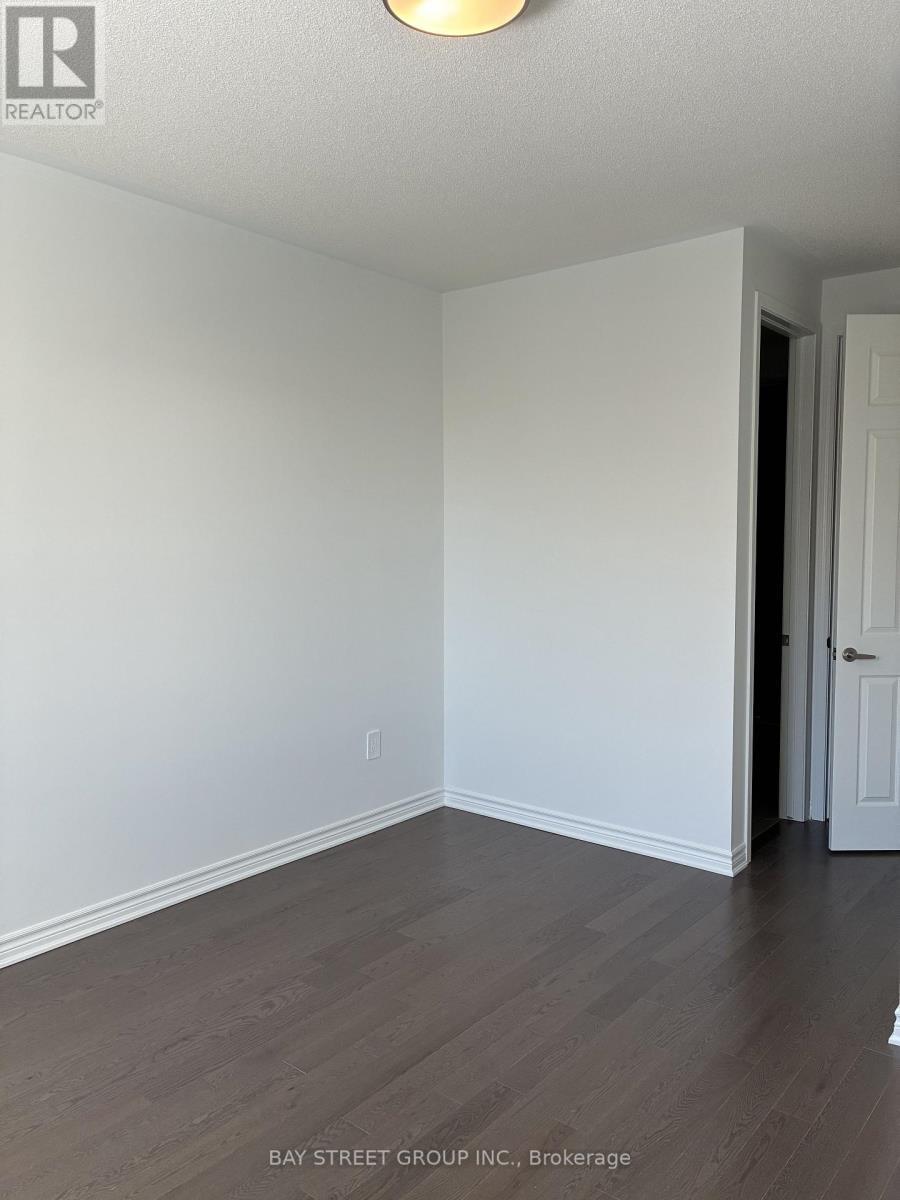 9 Moss Drive E, Markham, ON - Indoor Photo Showing Other Room