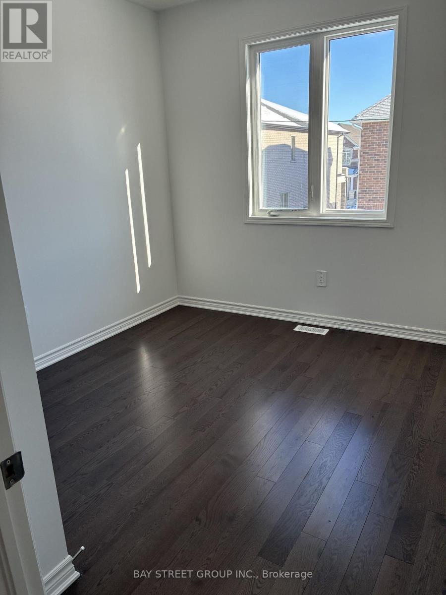 9 Moss Drive E, Markham, ON - Indoor Photo Showing Other Room