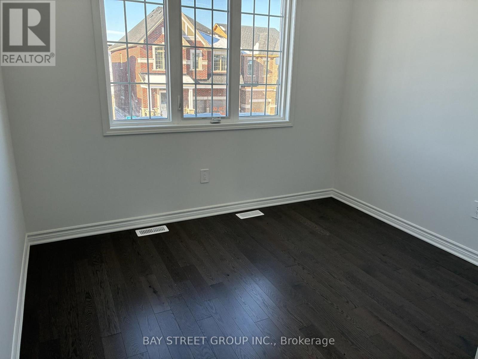 9 Moss Drive E, Markham, ON - Indoor Photo Showing Other Room