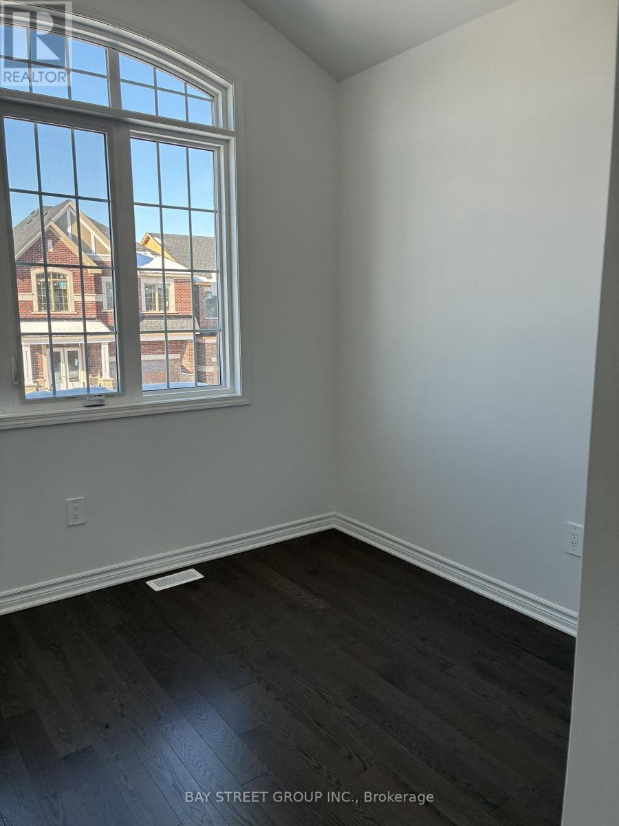 9 Moss Drive E, Markham, ON - Indoor Photo Showing Other Room