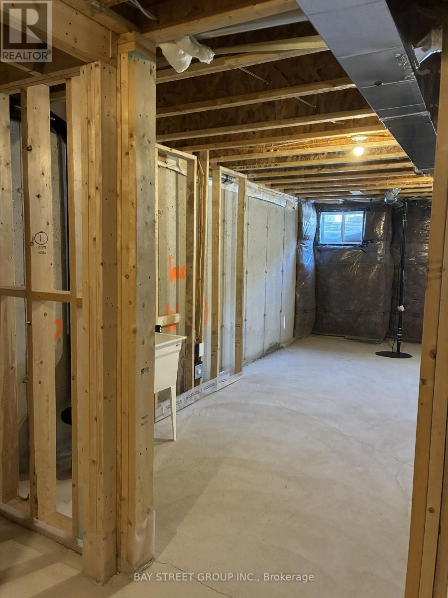 9 Moss Drive E, Markham, ON - Indoor Photo Showing Basement