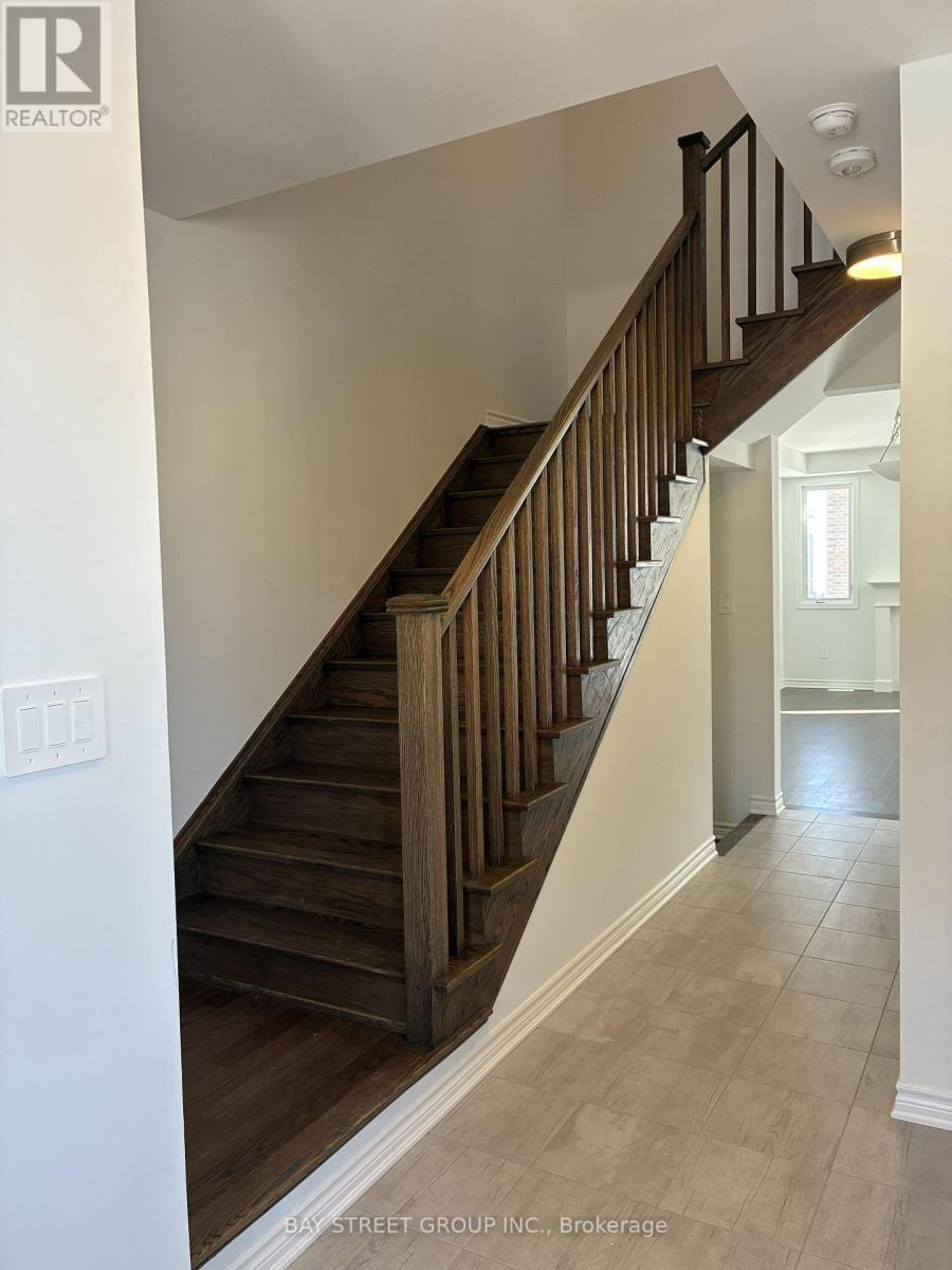 9 Moss Drive E, Markham, ON - Indoor Photo Showing Other Room