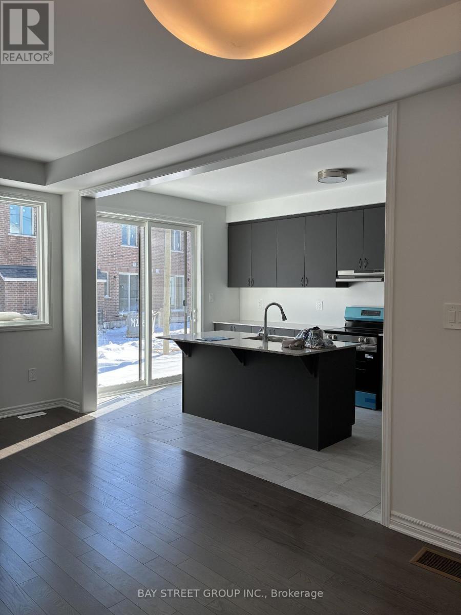 9 Moss Drive E, Markham, ON - Indoor