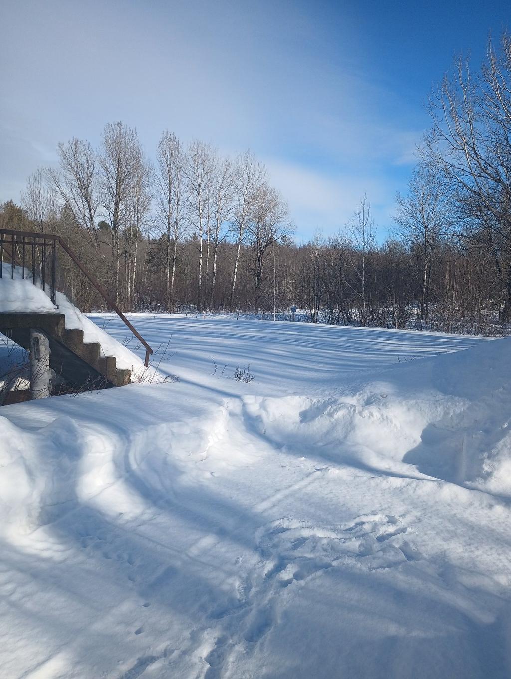 Cour - 611 Ch. St-Edmond, Saint-Barthélemy, QC - Outdoor With View