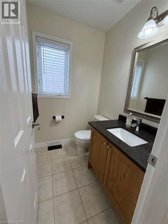 156 Lynnette Drive, Hamilton, ON - Indoor Photo Showing Bathroom