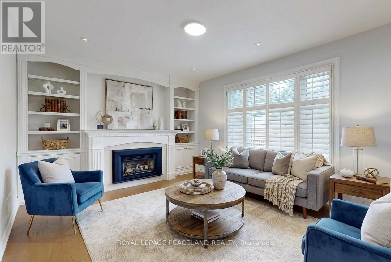 186 Marsi Road, Richmond Hill, ON - Indoor Photo Showing Living Room With Fireplace