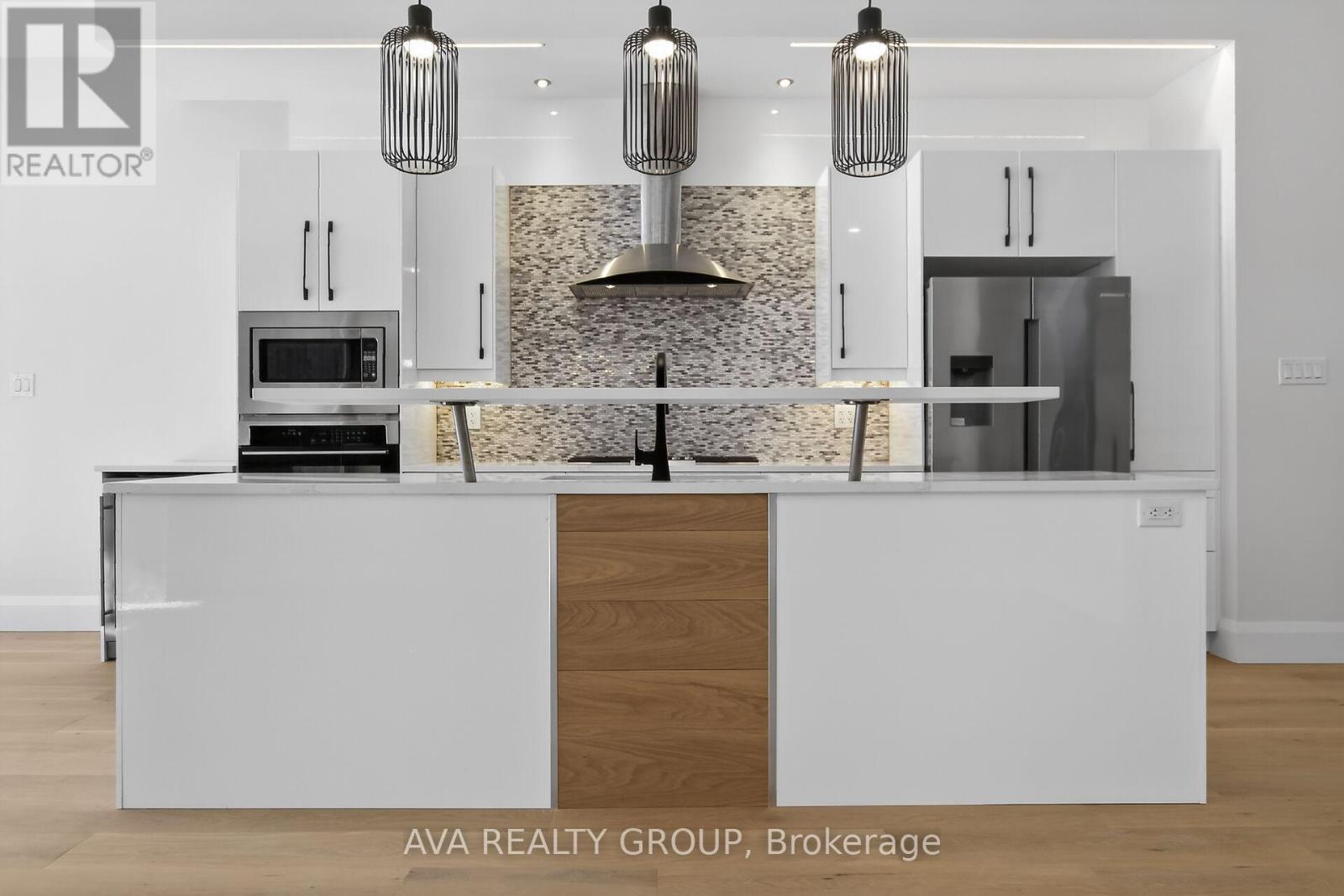 16 Gould Street, Ottawa, ON - Photo Showing Kitchen