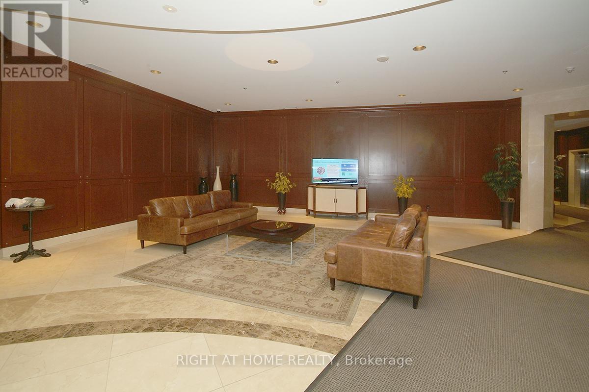 702 - 200 Rideau Street, Ottawa, ON - Indoor Photo Showing Other Room