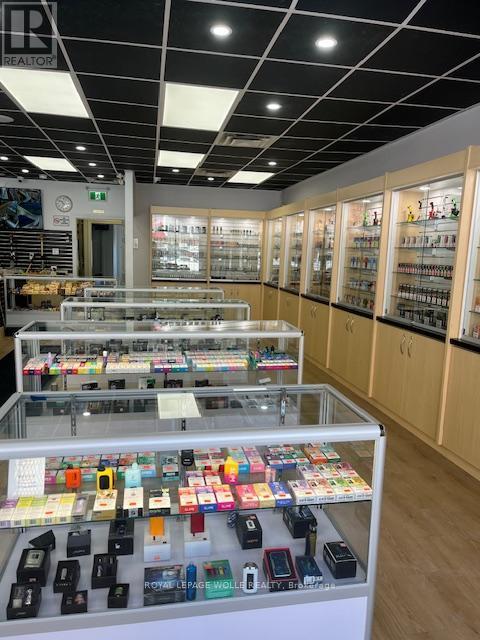 556 Stirling Avenue S, Kitchener, ON