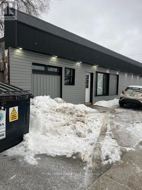 556 Stirling Avenue S, Kitchener, ON