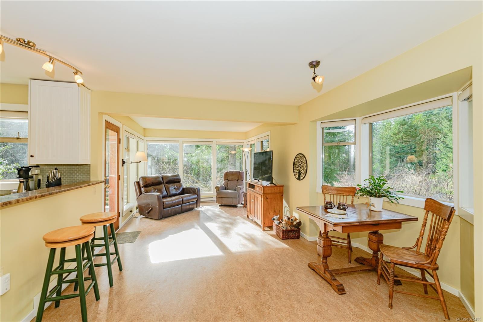 137 Forest Ridge Rd, Salt Spring, BC