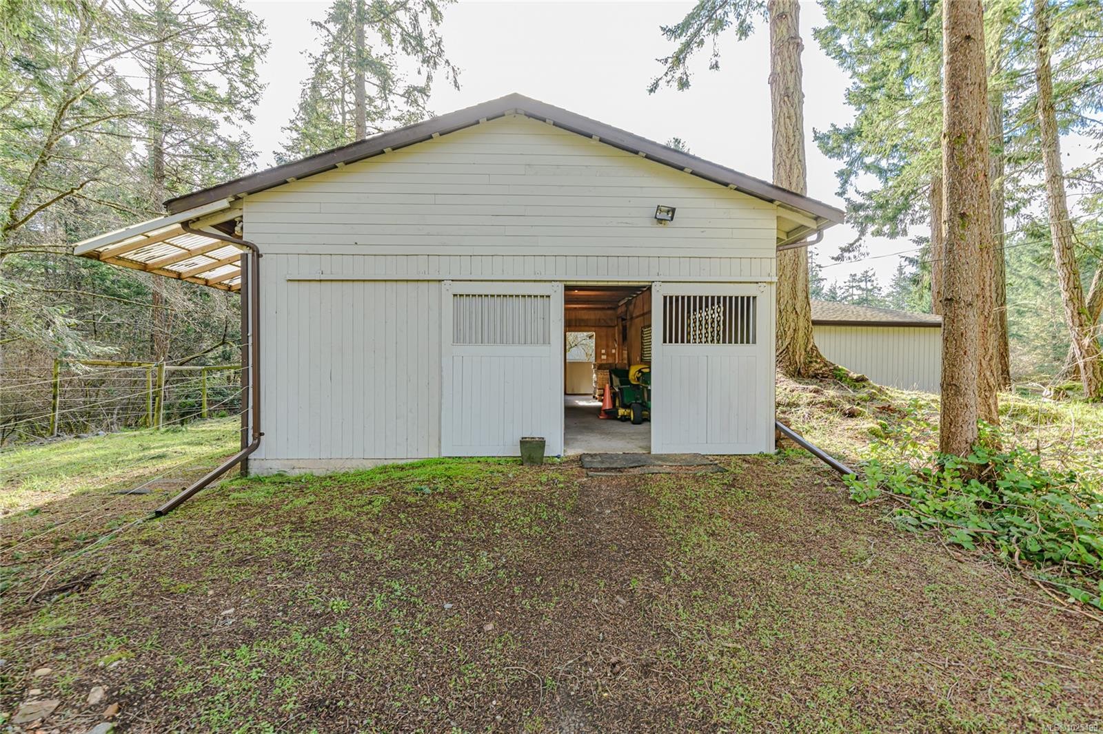 137 Forest Ridge Rd, Salt Spring, BC