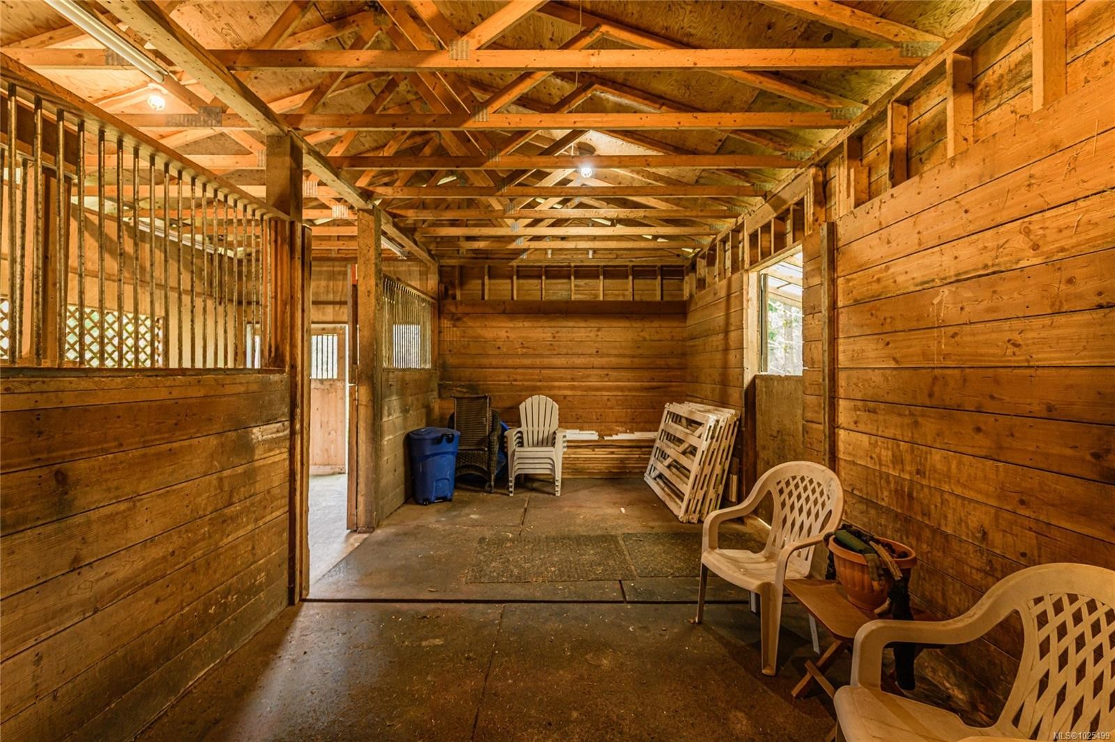 137 Forest Ridge Rd, Salt Spring, BC