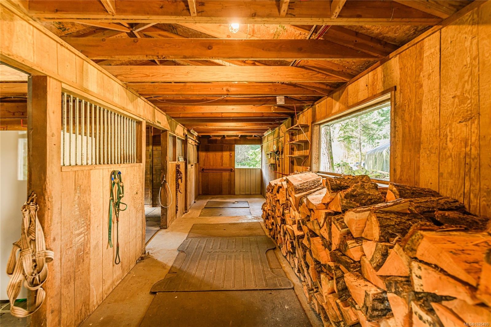 137 Forest Ridge Rd, Salt Spring, BC