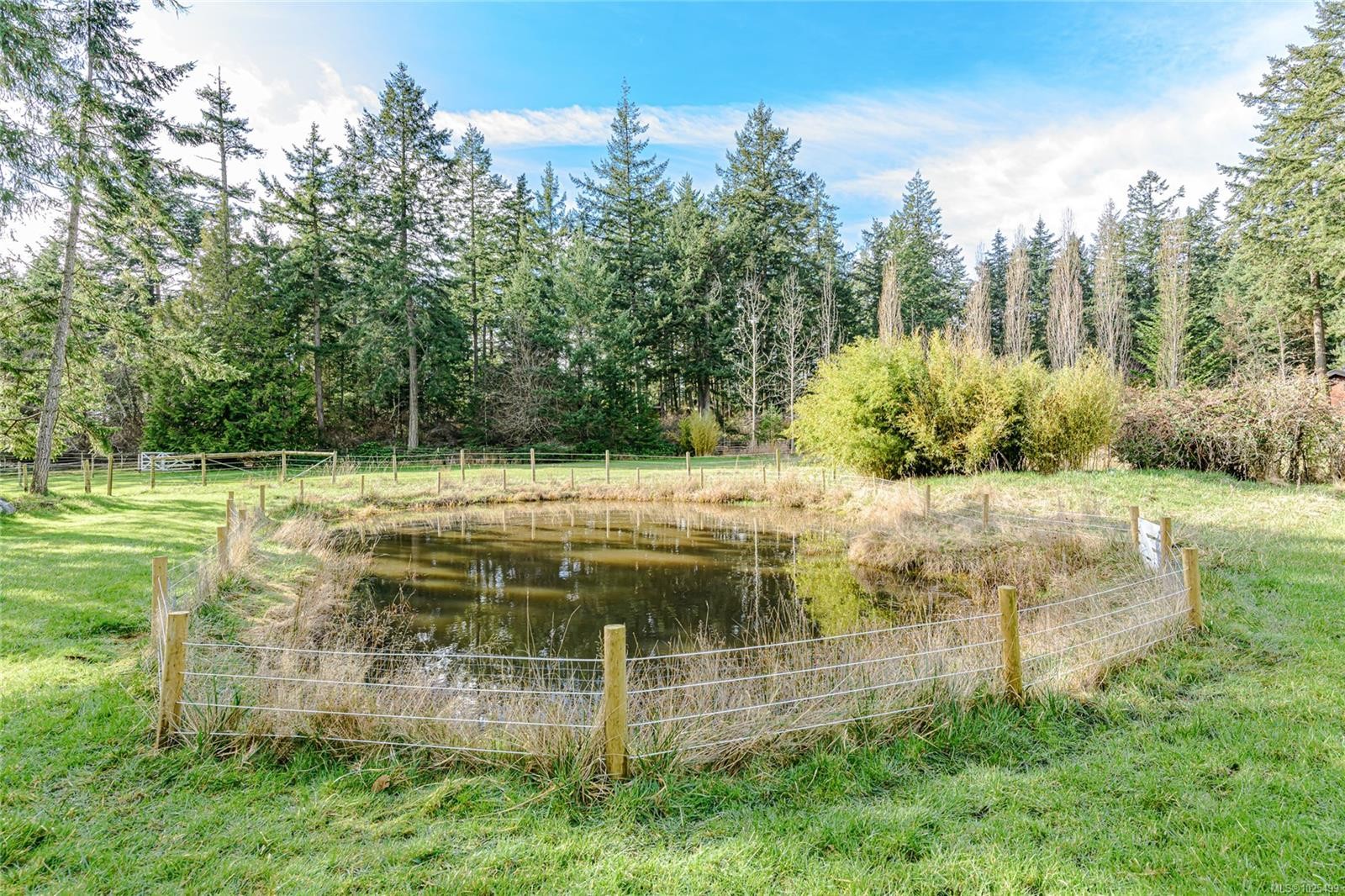 137 Forest Ridge Rd, Salt Spring, BC