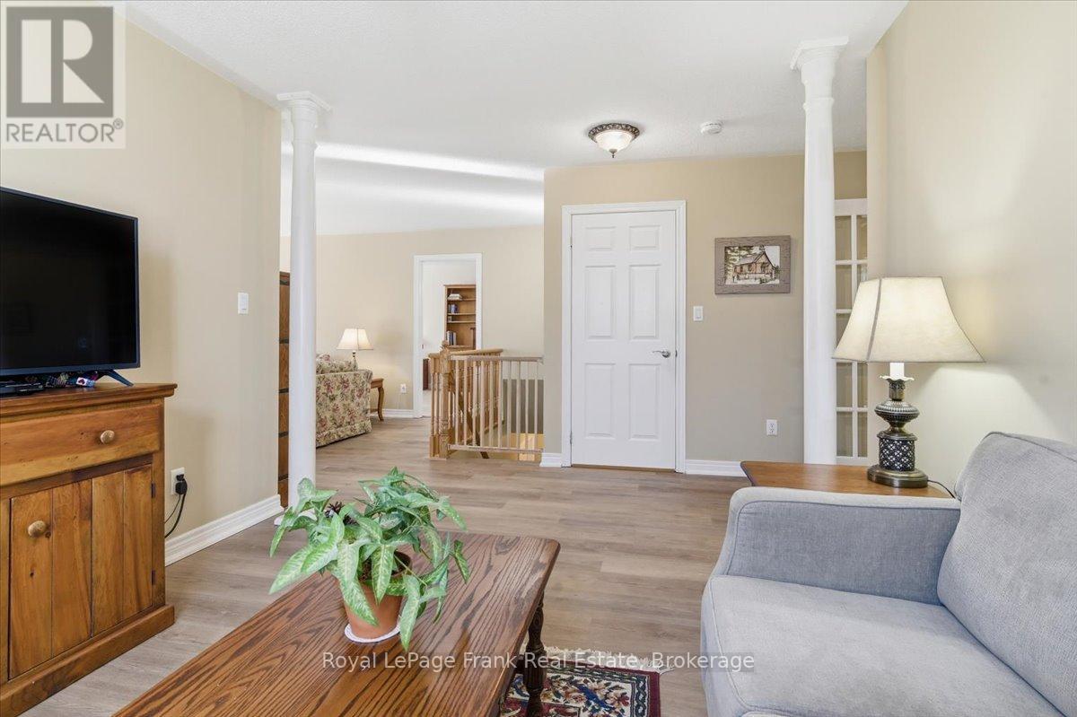 Doorway to Laundry and Garage Access - 25 Apple Tree Crescent, Uxbridge, ON - Indoor Photo Showing Living Room