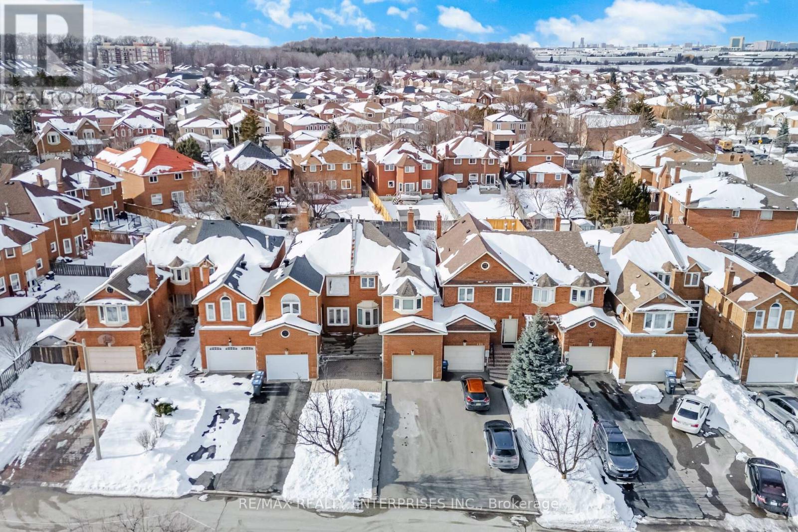 407 Wendron Crescent, Mississauga, ON - Outdoor