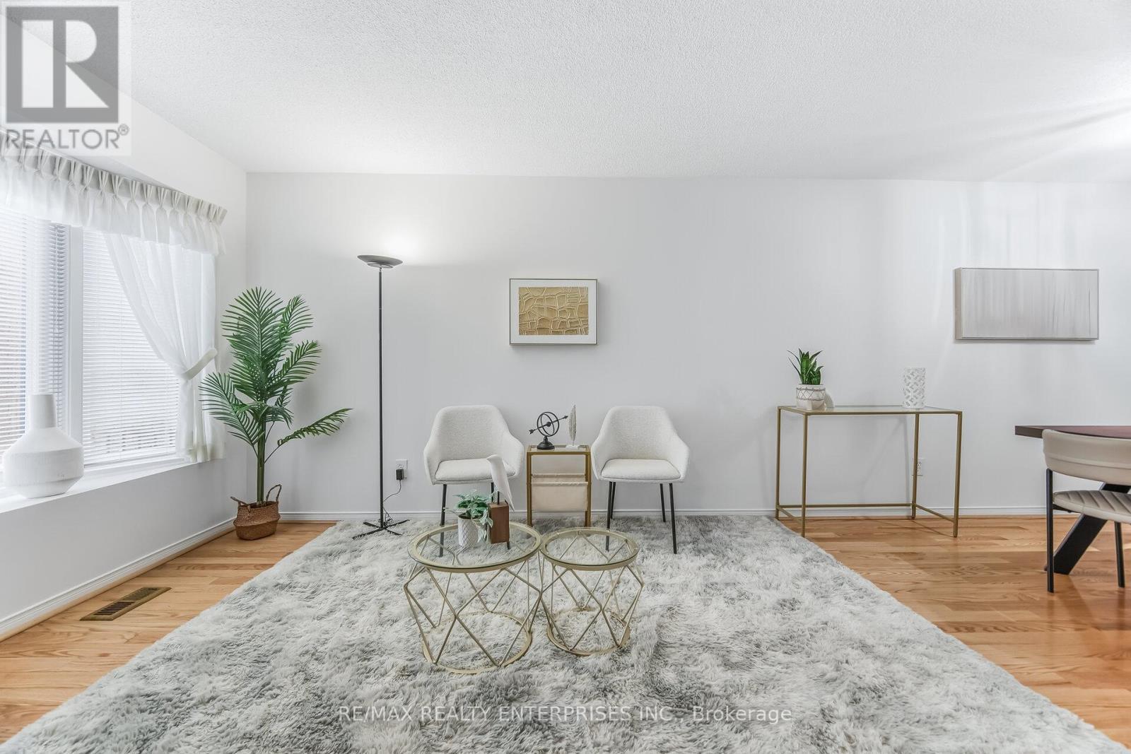 407 Wendron Crescent, Mississauga, ON - Indoor