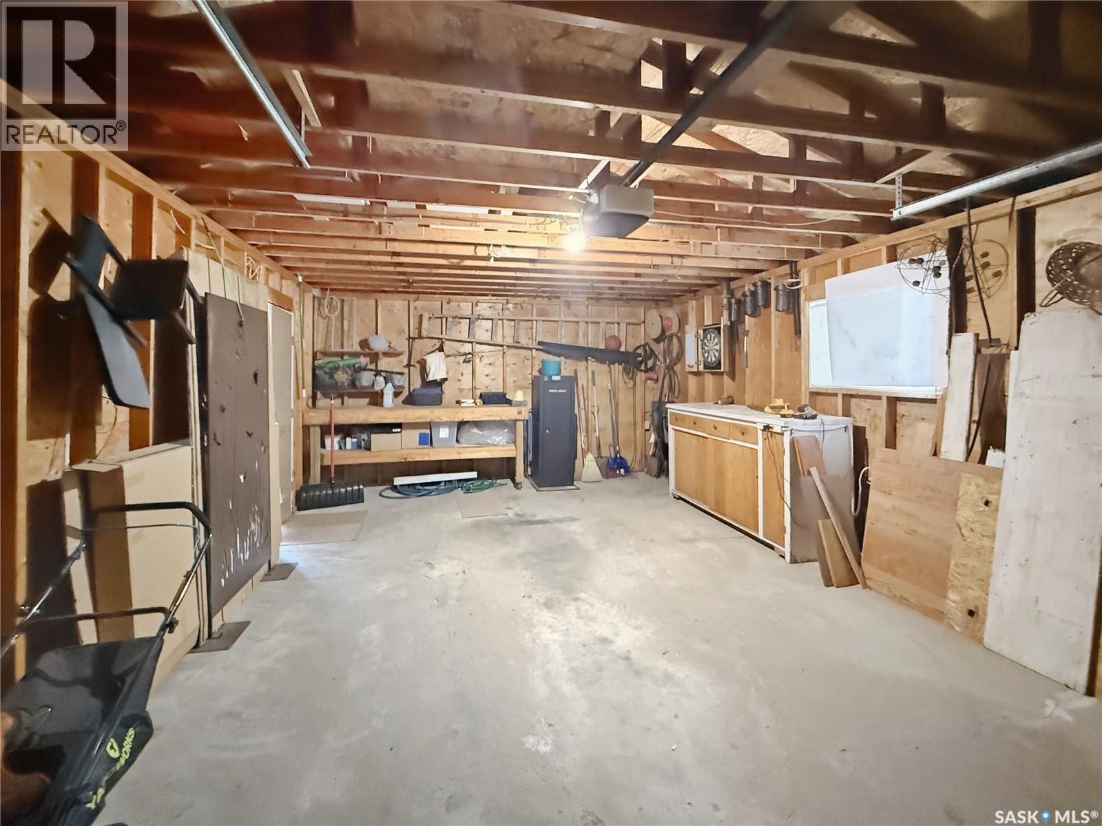 640 Vance Avenue Ne, Swift Current, SK - Indoor Photo Showing Basement