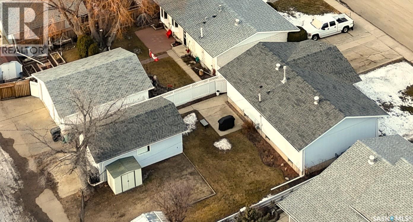 640 Vance Avenue Ne, Swift Current, SK - Outdoor