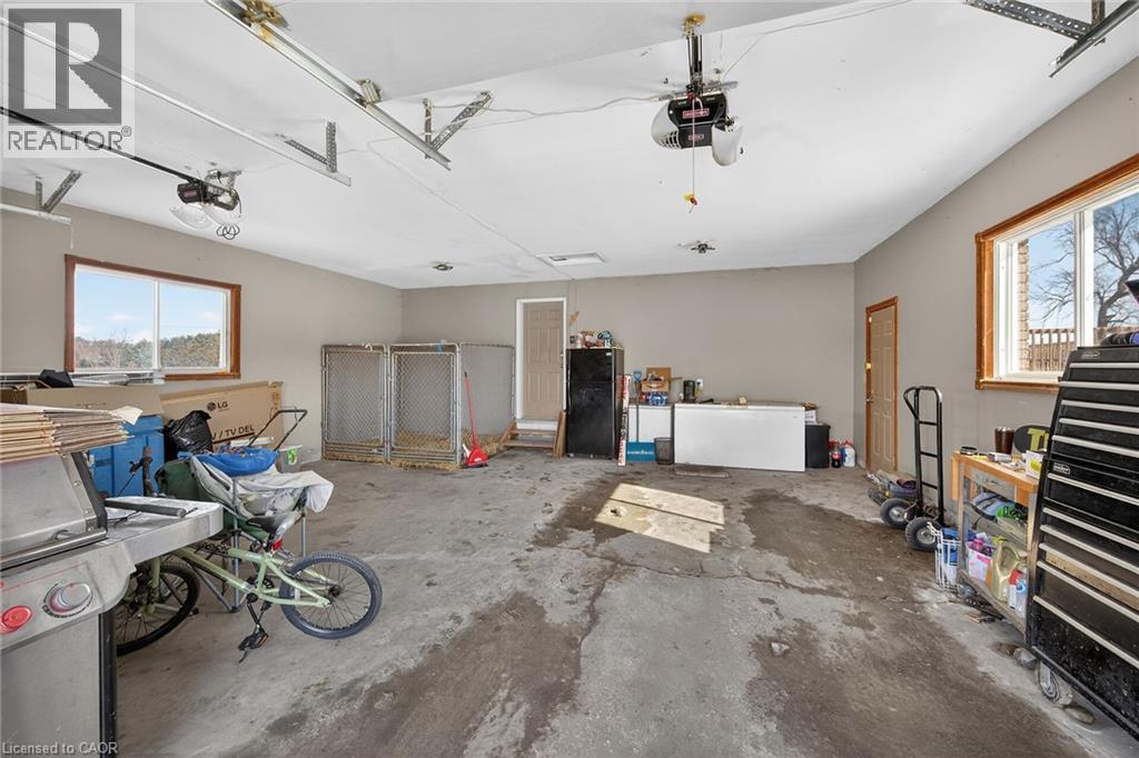 1654 Mcdowell Road E, Simcoe, ON - Indoor Photo Showing Garage