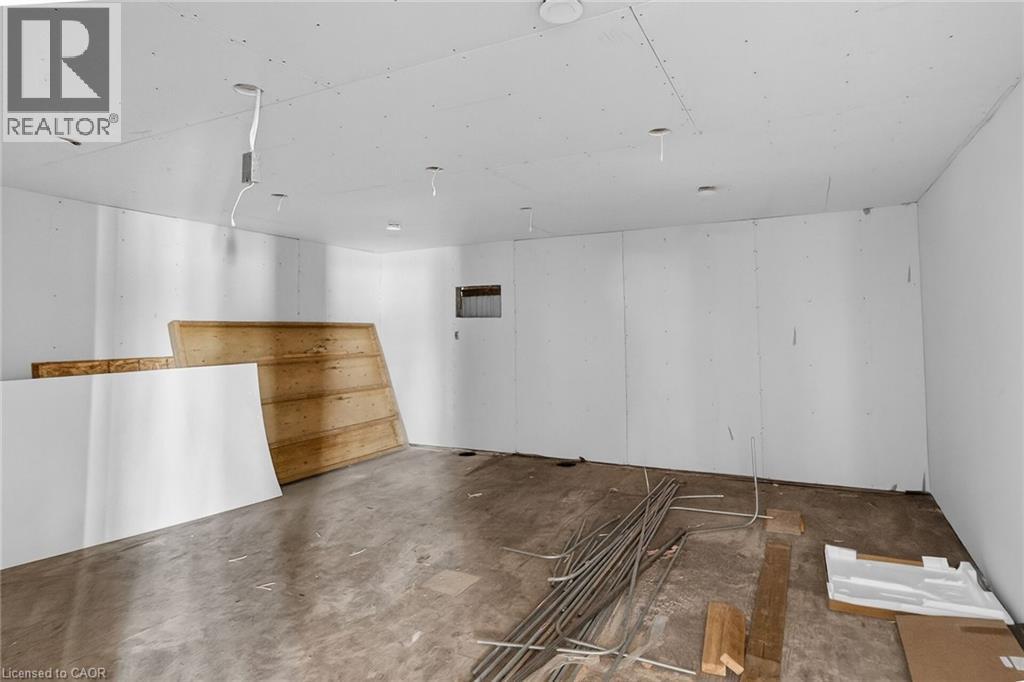 1654 Mcdowell Road E, Simcoe, ON - Indoor