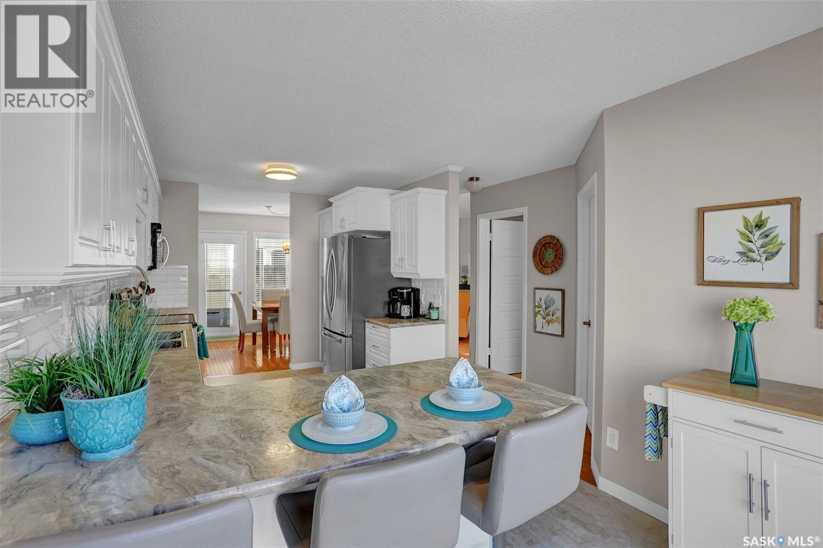 72 Kensington Crescent, Regina, SK - Indoor