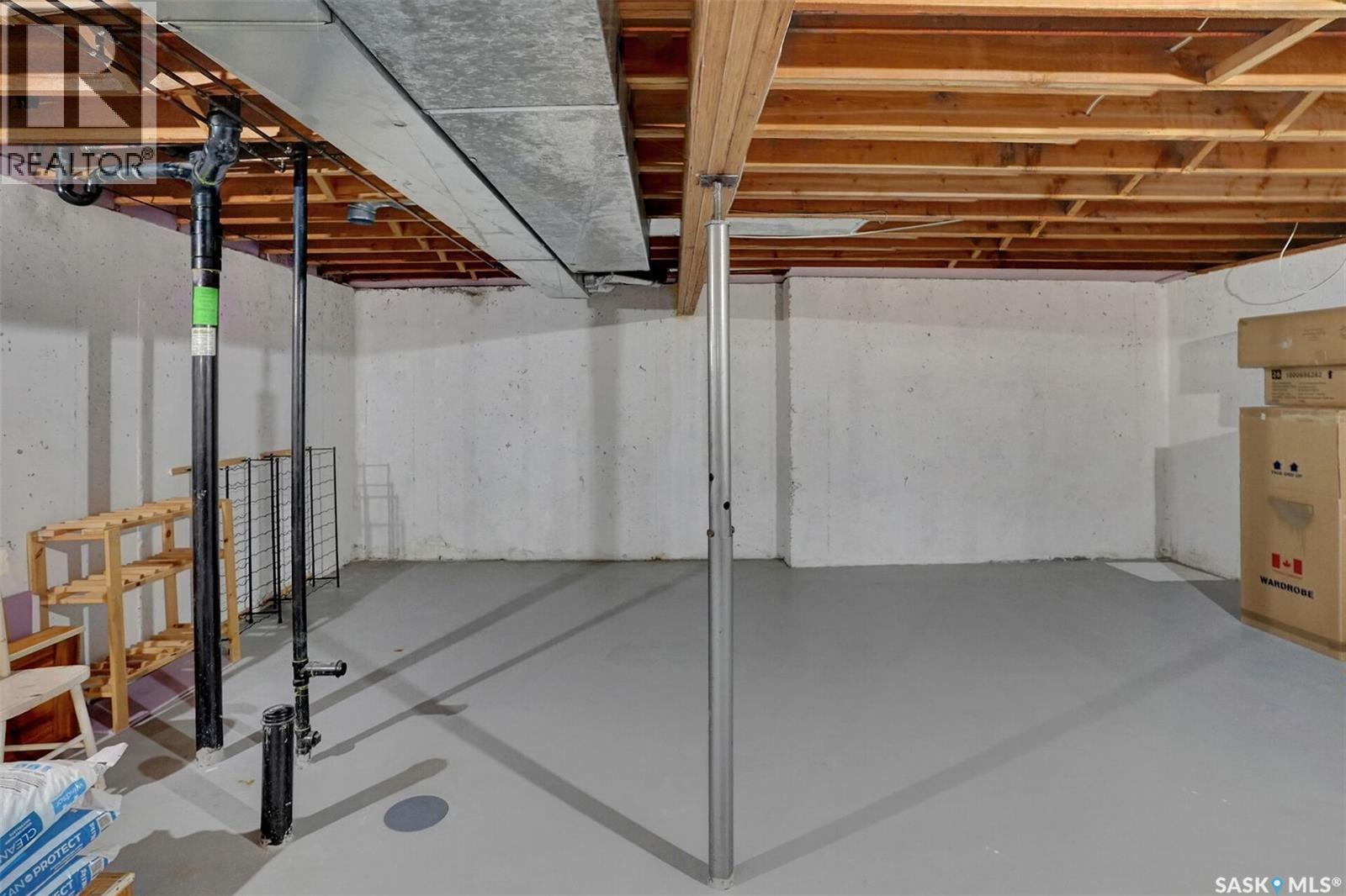 72 Kensington Crescent, Regina, SK - Indoor Photo Showing Basement