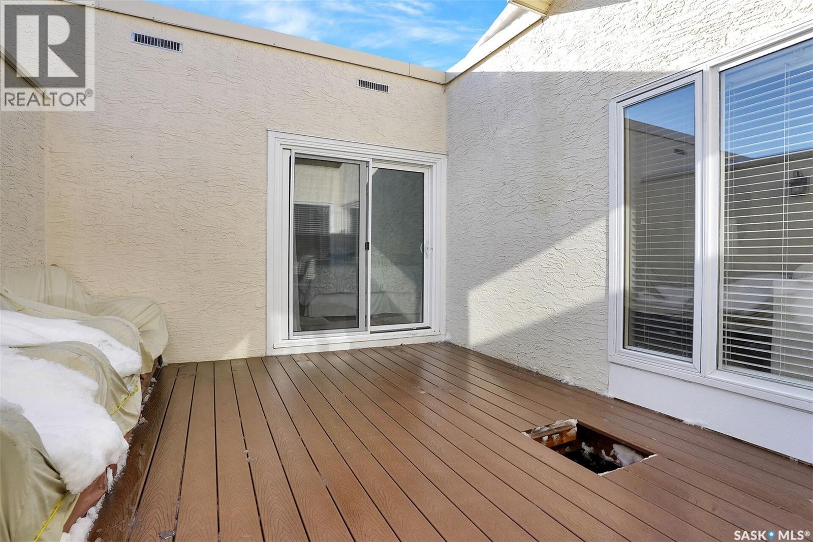 72 Kensington Crescent, Regina, SK - Outdoor With Deck Patio Veranda With Exterior