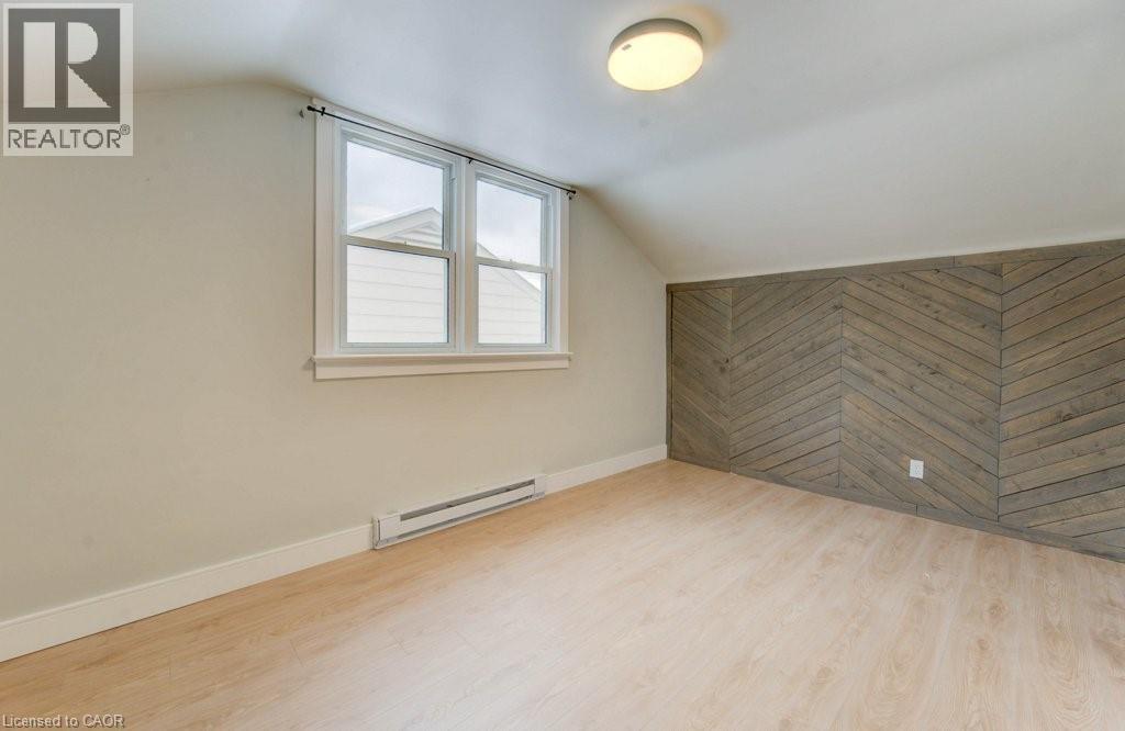 248 Dumfries Avenue, Kitchener, ON - Indoor Photo Showing Other Room