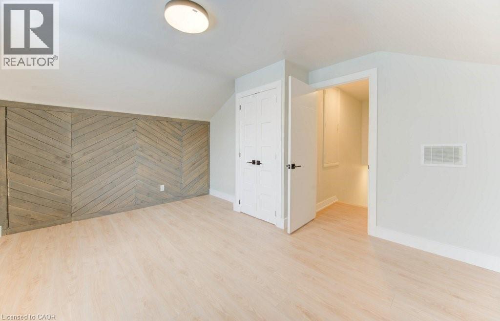 248 Dumfries Avenue, Kitchener, ON - Indoor Photo Showing Other Room