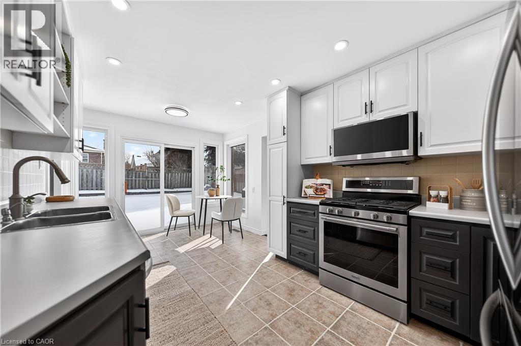 243 Highview Drive, Kitchener, ON - Indoor Photo Showing Kitchen With Double Sink
