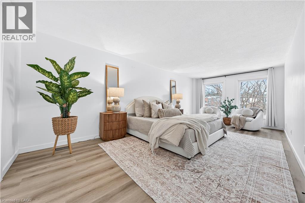 243 Highview Drive, Kitchener, ON - Indoor Photo Showing Bedroom