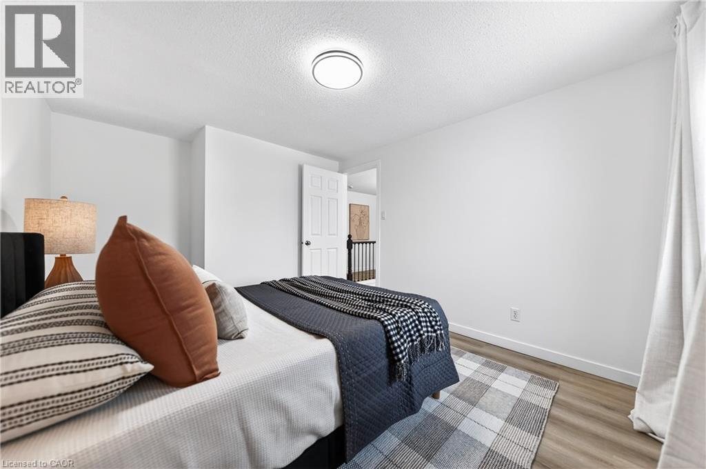 243 Highview Drive, Kitchener, ON - Indoor Photo Showing Bedroom
