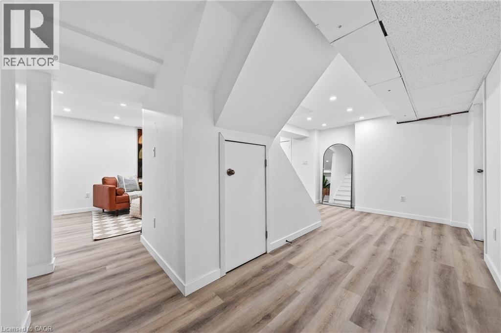 243 Highview Drive, Kitchener, ON - Indoor Photo Showing Other Room