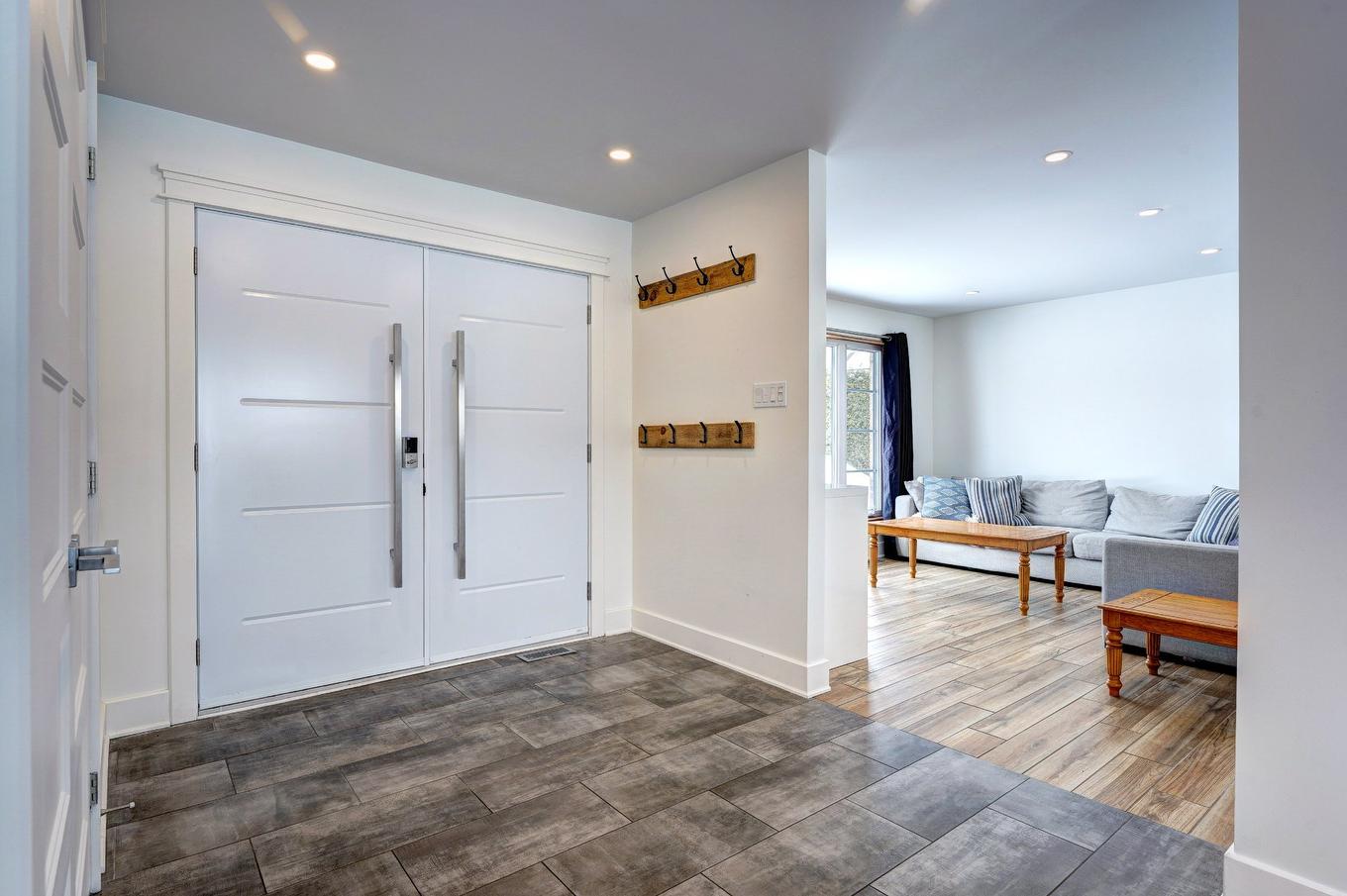 Hall - 1010 Côte De Terrebonne, Terrebonne (Terrebonne), QC - Indoor Photo Showing Other Room