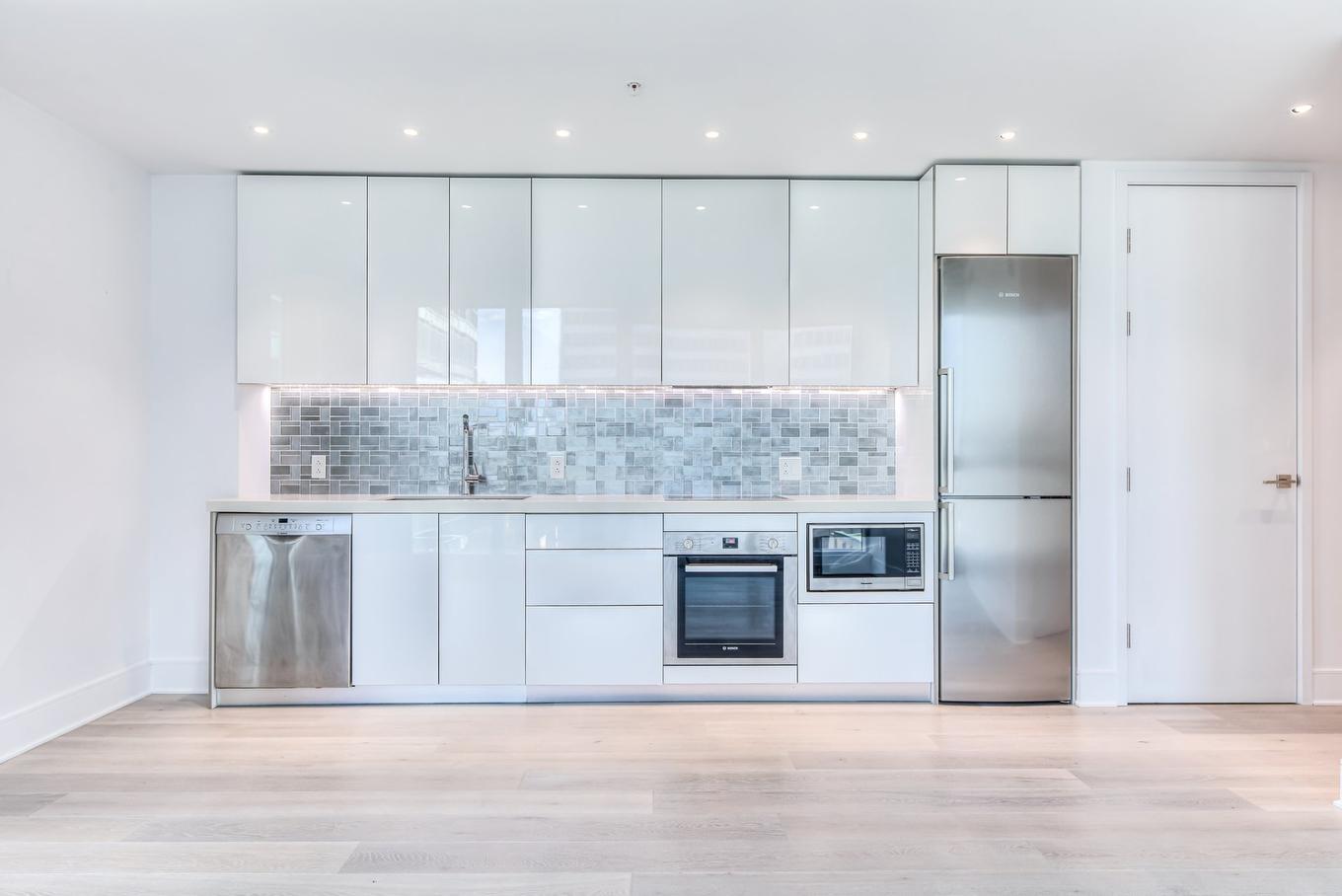 Cuisine - 2001-1188 Av. Union, Montréal (Ville-Marie), QC - Indoor Photo Showing Kitchen With Upgraded Kitchen