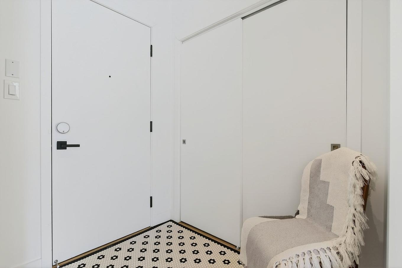 Hall - 115-75 Rue De Castelnau O., Montréal (Villeray/Saint-Michel/Parc-Extension), QC - Indoor