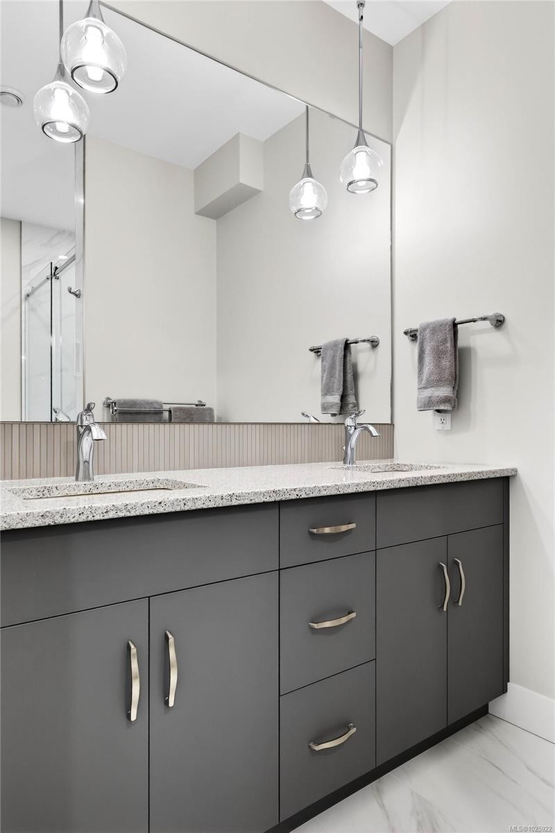 159 Cypress View Rd, Salt Spring, BC