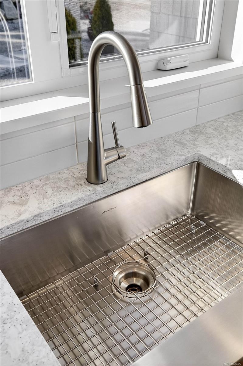 159 Cypress View Rd, Salt Spring, BC