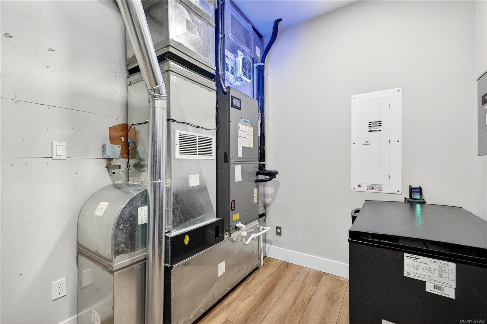 159 Cypress View Rd, Salt Spring, BC