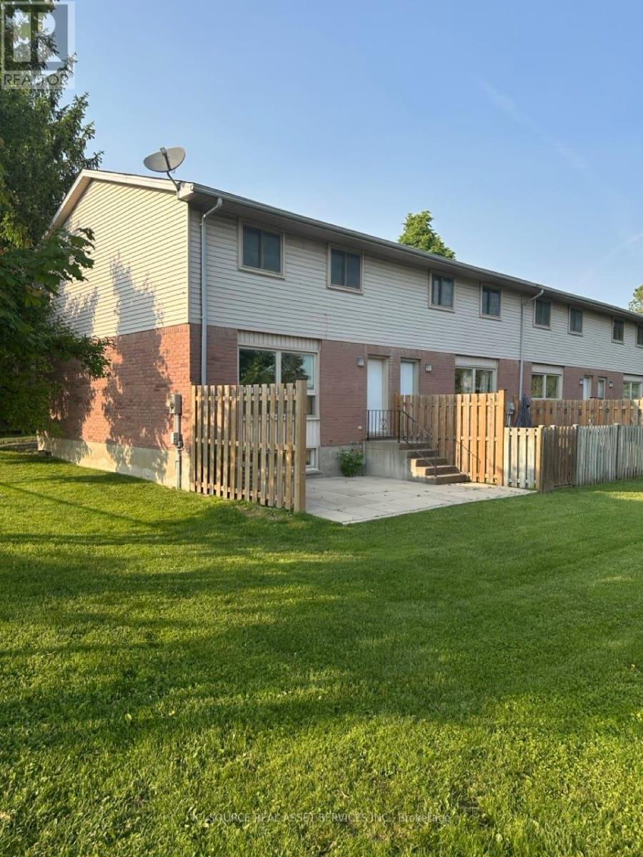 16 - 75 Ansondale Road, London South, ON - Outdoor