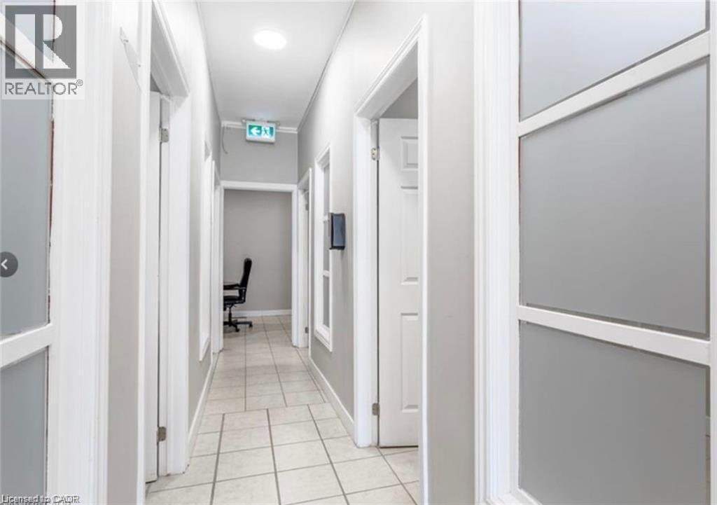 833 King Street E, Hamilton, ON