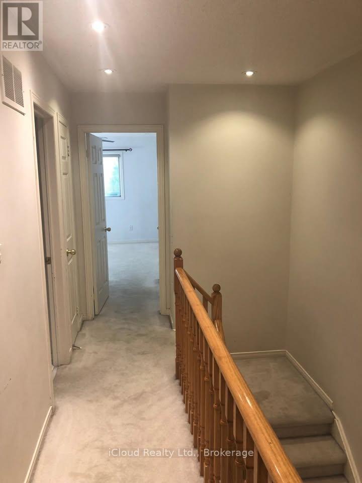 5484 Richmeadow Mews, Mississauga, ON - Indoor Photo Showing Other Room